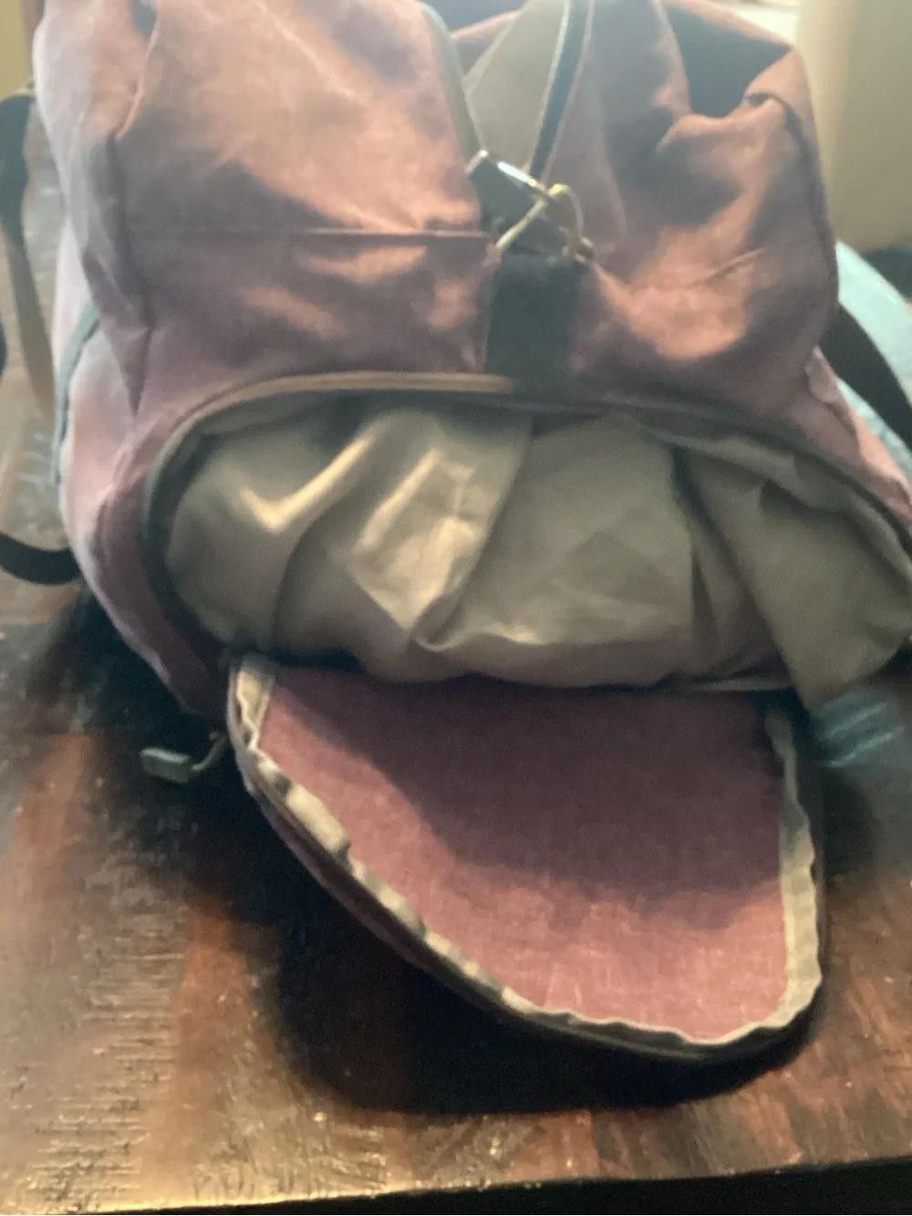 Maroon Men's Travel Duffel Bag with Shoulder Strap